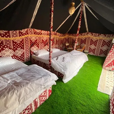 Crescent Moon Camp Hotell Badīyah Exteriör bild