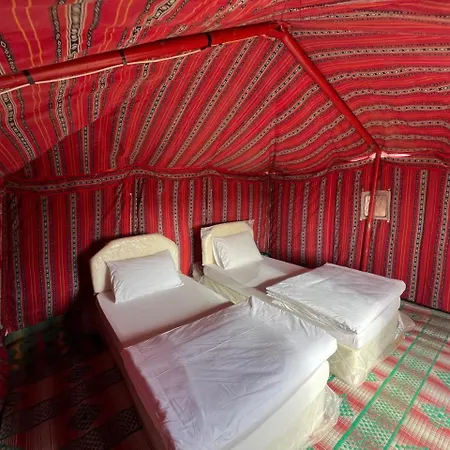 Crescent Moon Camp Hotell Badīyah Exteriör bild